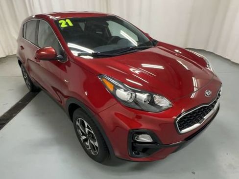 Used 2021 Kia Sportage LX AWD/4WD image 2