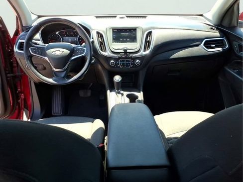 Used 2019 Chevrolet Equinox LT FWD image 12
