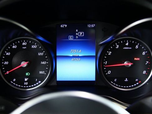 Used 2020 Mercedes-Benz GLC 300 4MATIC image 19