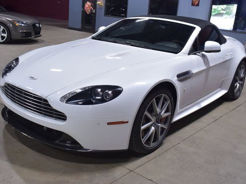 Used 2014 Aston Martin V8 Vantage S image 14