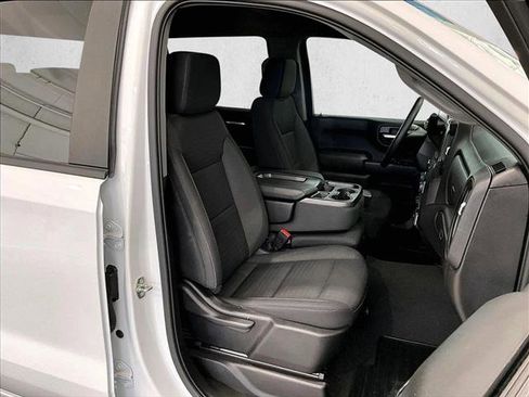 Used 2023 Chevrolet Silverado 1500 Custom RWD image 9