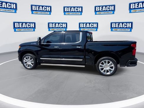 Used 2024 Chevrolet Silverado 1500 High Country w/ High Country Premium Package AWD/4WD image 6