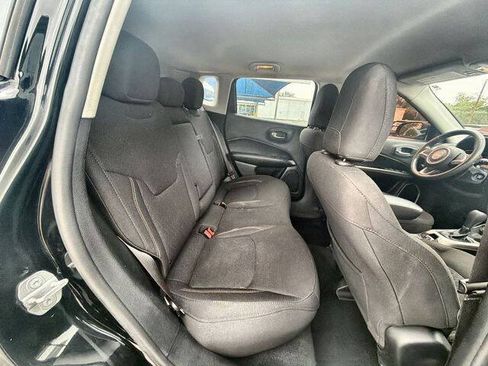 Used 2020 Jeep Compass Sport AWD/4WD image 26