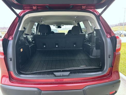 Used 2023 Subaru Ascent Premium w/ Convenience Package image 22