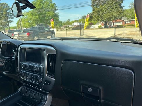 Used 2018 Chevrolet Silverado 1500 LT w/ All Star Edition image 26