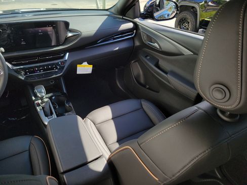 New 2026 Buick Envista Avenir FWD image 16