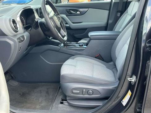 Used 2022 Chevrolet Blazer LT image 13