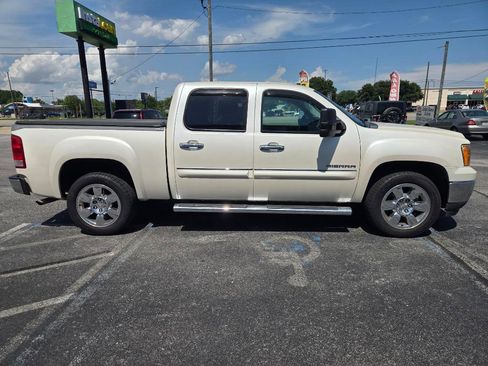 Used 2011 GMC Sierra 1500 SLE w/ Regional Value Package RWD image 5