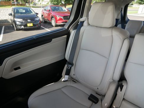 New 2026 Honda Odyssey EX-L image 12