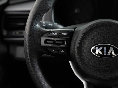 Used 2018 Kia Rio S FWD image 28