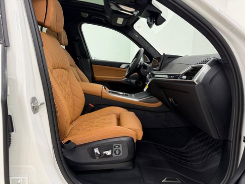 New 2026 BMW X7 xDrive40i w/ M Sport Package image 32