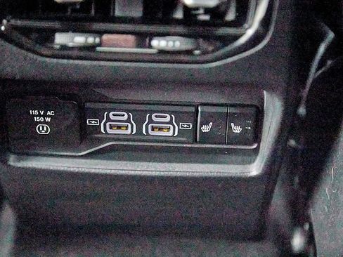 Used 2022 Jeep Grand Cherokee Limited image 26