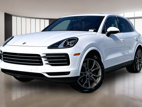 Used 2022 Porsche Cayenne image 1
