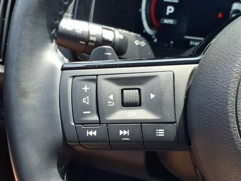Certified 2024 Nissan Pathfinder Platinum w/ Cargo Package AWD/4WD image 24