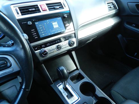 Used 2017 Subaru Outback 2.5i Premium w/ Popular Package #2 image 20