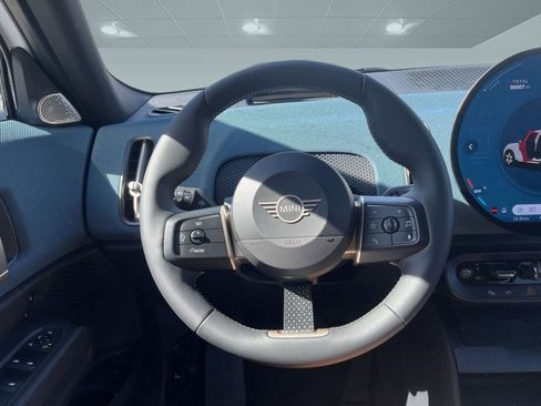 Used 2025 MINI Cooper Countryman S w/ Comfort Package Max image 16