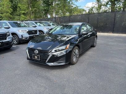 Used 2025 Nissan Altima 2.5 SV