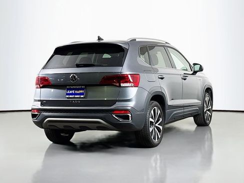 Used 2024 Volkswagen Taos SE FWD image 8