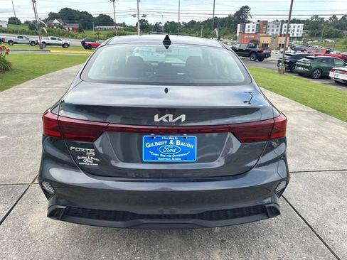 Used 2023 Kia Forte LX FWD image 6