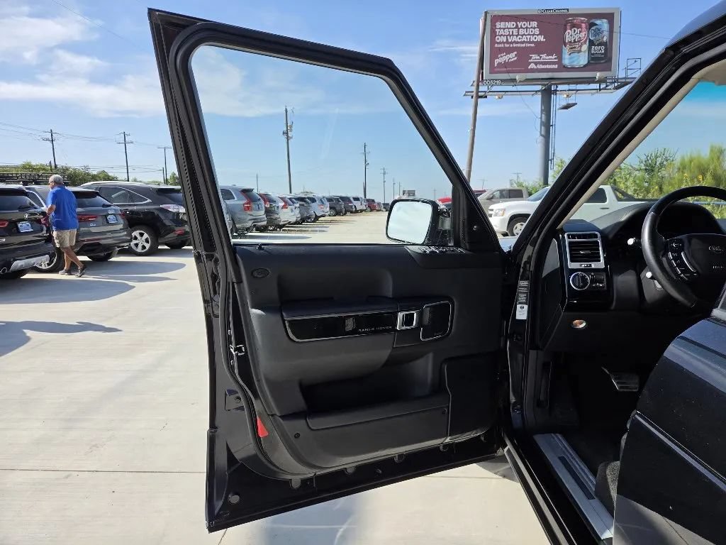 Used 2012 Land Rover Range Rover Supercharged AWD/4WD image 12