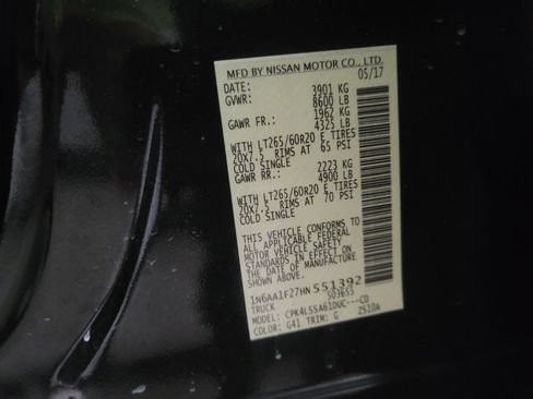 Used 2017 Nissan Titan SV RWD image 33