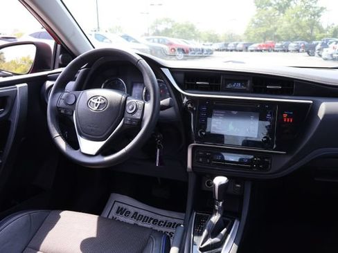 Used 2018 Toyota Corolla SE FWD image 16