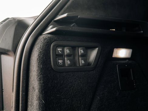 Used 2026 BMW X7 M60i image 44