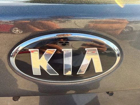 Used 2020 Kia Optima LX FWD image 19