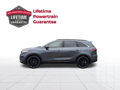 Used 2020 Kia Sorento S FWD image 2