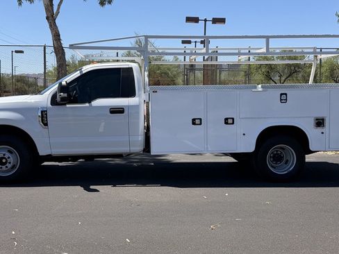 Used 2017 Ford F350 XL w/ Power Equipment Group RWD image 2