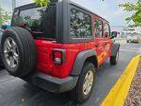 Used 2022 Jeep Wrangler Unlimited Sport AWD/4WD image 4
