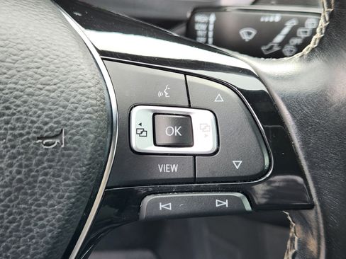 Used 2021 Volkswagen Tiguan SE R-Line w/ 3rd Row Seat Package image 25