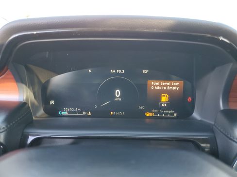 Certified 2023 Lincoln Nautilus Reserve w/ Monochromatic Package image 17