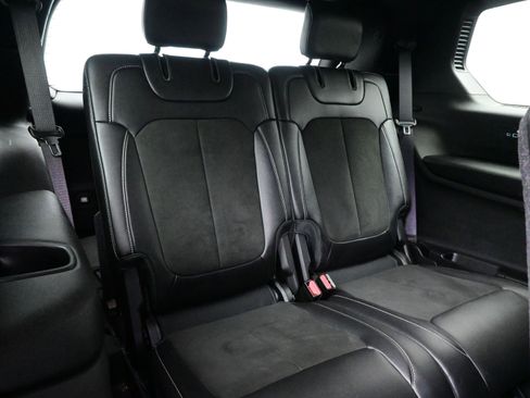 Used 2023 Jeep Grand Cherokee L Altitude image 17