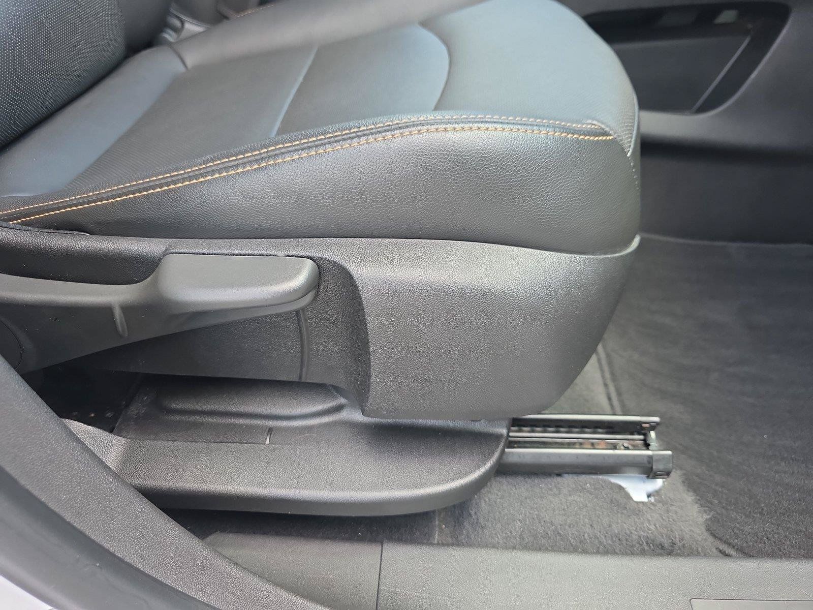 Used 2020 GMC Terrain SLT FWD image 25