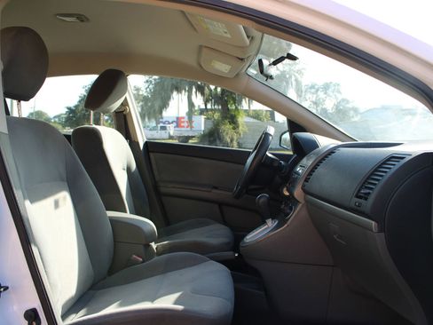 Used 2009 Nissan Sentra 2.0 w/ ABS Pkg image 7