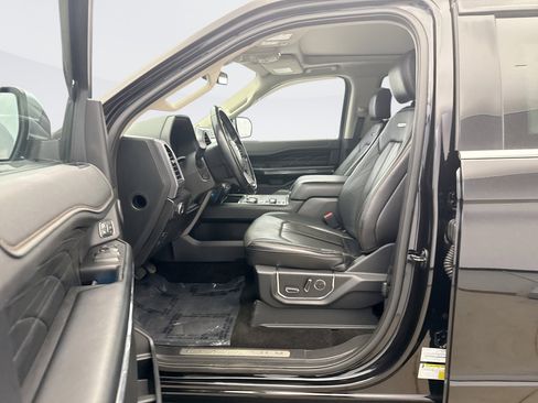 Used 2019 Ford Expedition Platinum image 10