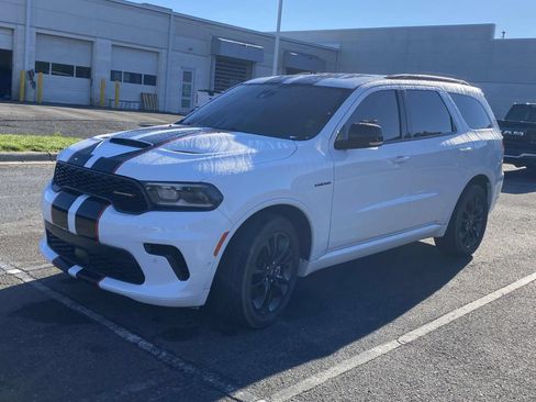 Used 2024 Dodge Durango R/T RWD image 3
