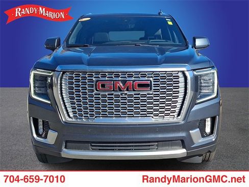Used 2021 GMC Yukon Denali w/ Denali Premium Package image 2