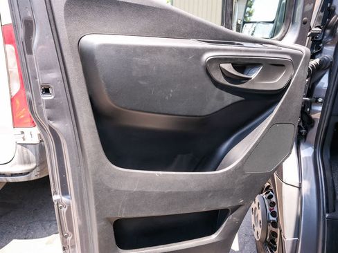Used 2023 Mercedes-Benz Sprinter 4500 image 18