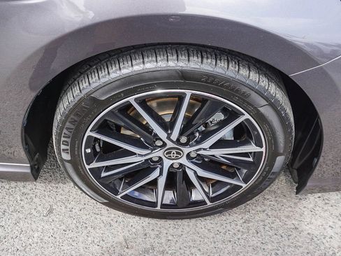 Used 2023 Toyota Camry SE FWD image 9