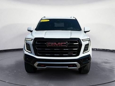 Used 2025 GMC Yukon AT4 Ultimate AWD/4WD image 11