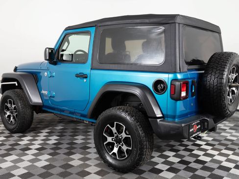 Used 2020 Jeep Wrangler Sport AWD/4WD image 4
