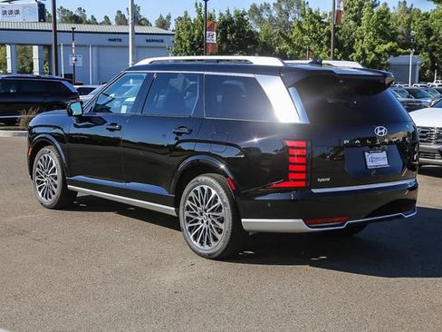 Used 2026 Hyundai Palisade Calligraphy AWD/4WD image 2
