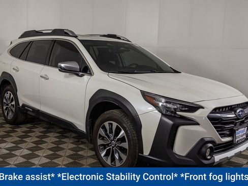 Used 2023 Subaru Outback Touring AWD/4WD image 18