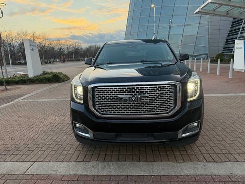 Used 2017 GMC Yukon Denali w/ Open Road Package image 4
