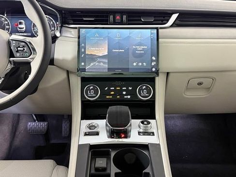 New 2026 Jaguar F-PACE R-Dynamic S AWD/4WD image 24