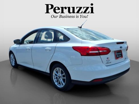 Used 2016 Ford Focus SE FWD image 6