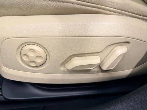 Used 2017 Audi A4 2.0T Premium w/ Convenience Package image 16