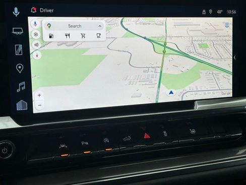 Used 2024 Chevrolet Silverado 1500 High Country w/ Technology Package image 5